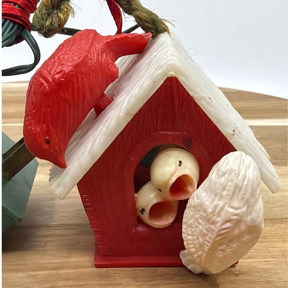 Radiant Chirping Birdhouse Christmas Ornament‎ 50-70s Red Vintage Cardinal